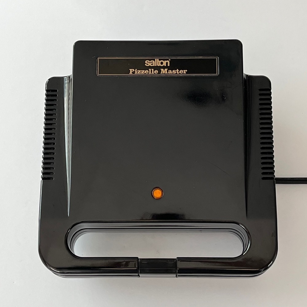 Salton Pizzelle Master Electric Italian Cookie Maker Black Non-Stick WM2